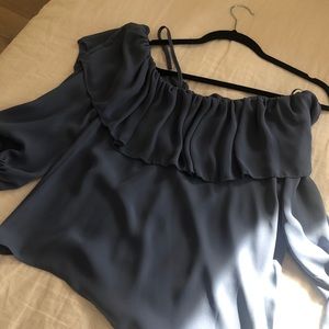 Parker blue off the shoulder blouse. size Xs.